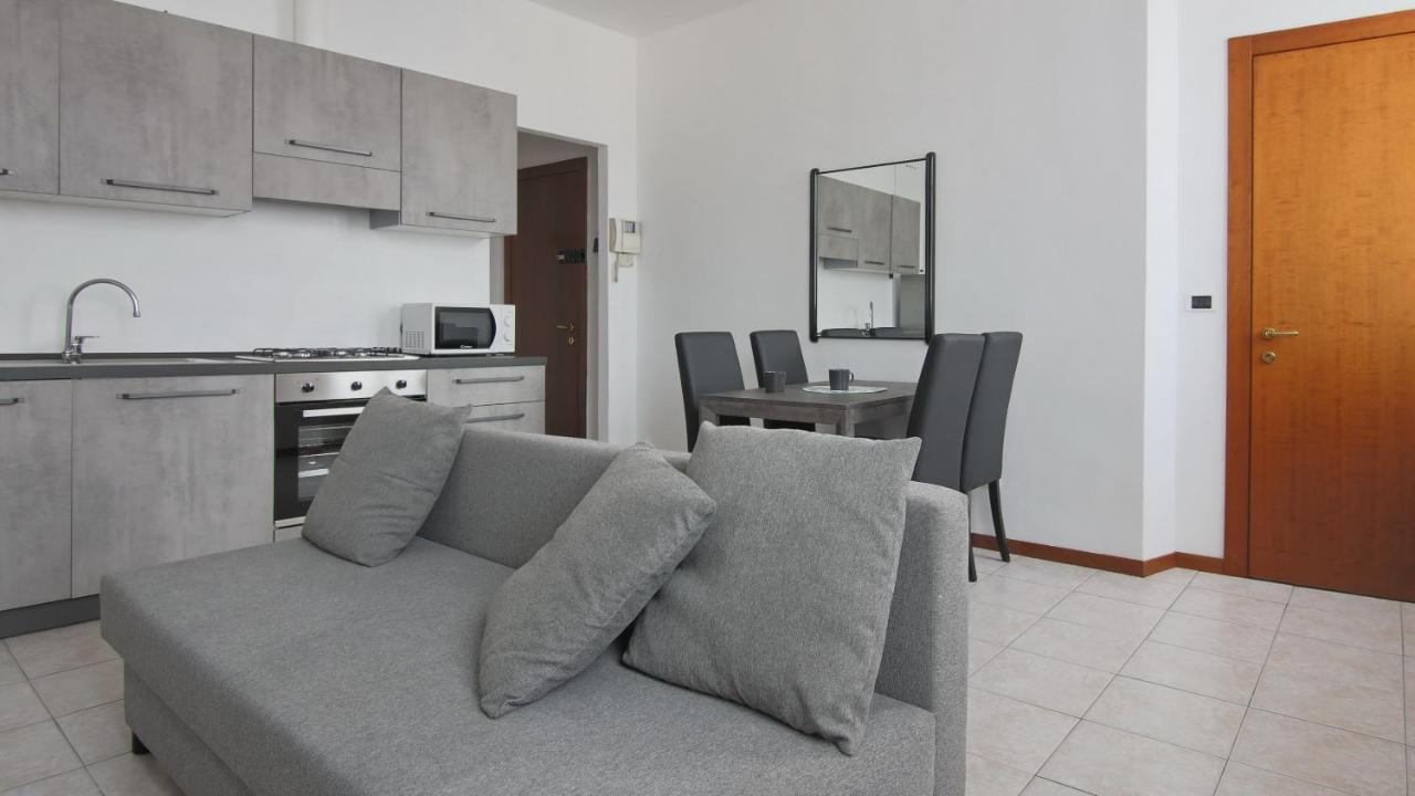 Italianway - Piazza Amendola 14 Apartment Como Exterior foto
